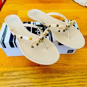 Dolce Vita Jelly Thong Sandal - New in box